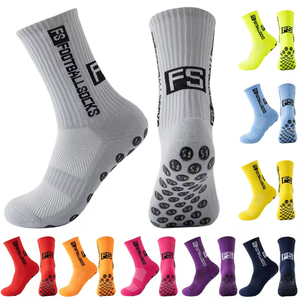 Wholesale Men's Custom Sports Grip Football Grippy Socks Manufacturer Pilates Anti-Slip Soccer Sport Socks