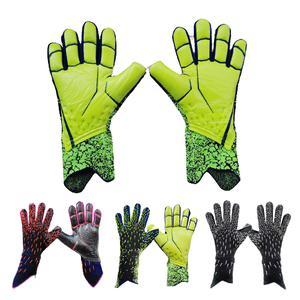 Manufacturer Wholesale Winter PU Outdoor Finger Protection Goalie Gloves